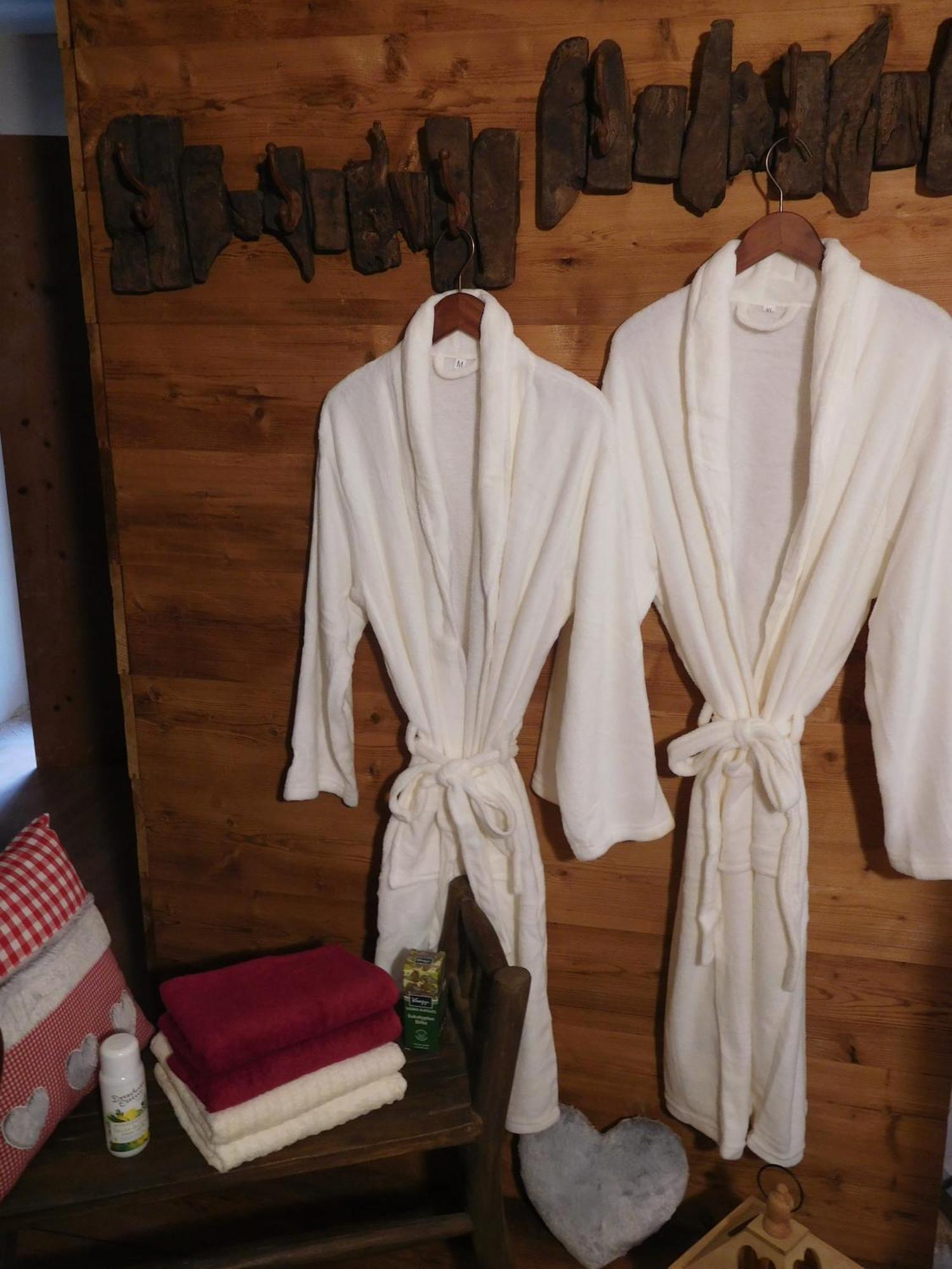 Wellnessoase Mit Sauna Und Whirlpool Inzell Exterior foto